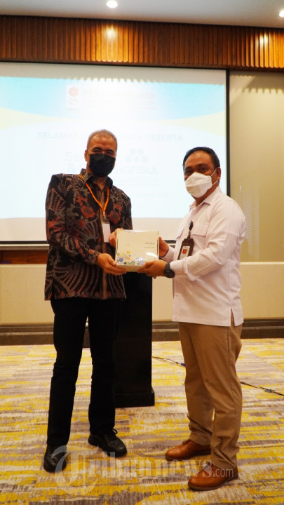 Ketua Perkosmi Jabar Michael Simon Buka Seminar dan Desk Konsul