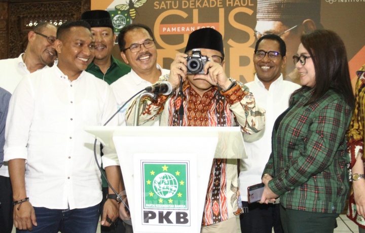 Ketum PKB Coba Kamera