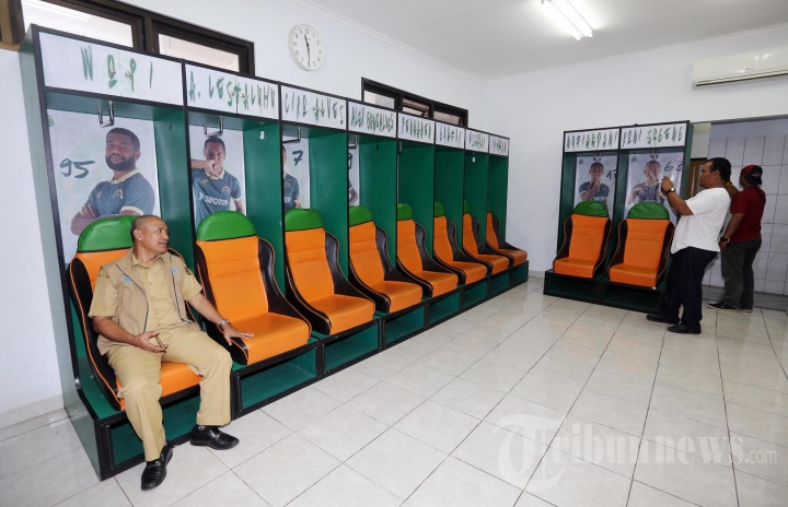 Ketum PSSI Periksa Stadion Pakansari