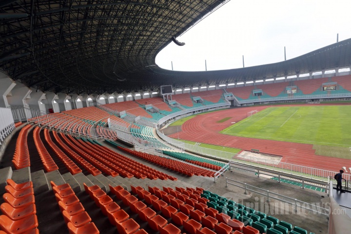 Ketum PSSI Periksa Stadion Pakansari
