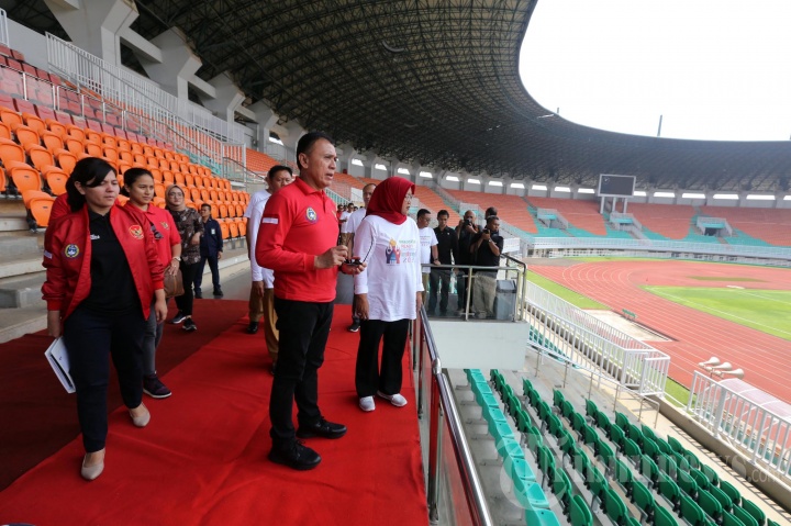Ketum PSSI Periksa Stadion Pakansari