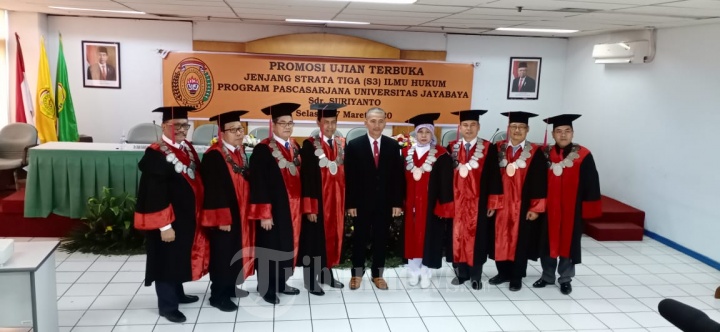 Ketum PWRI Lulus Cumlaude Universitas Jayabaya