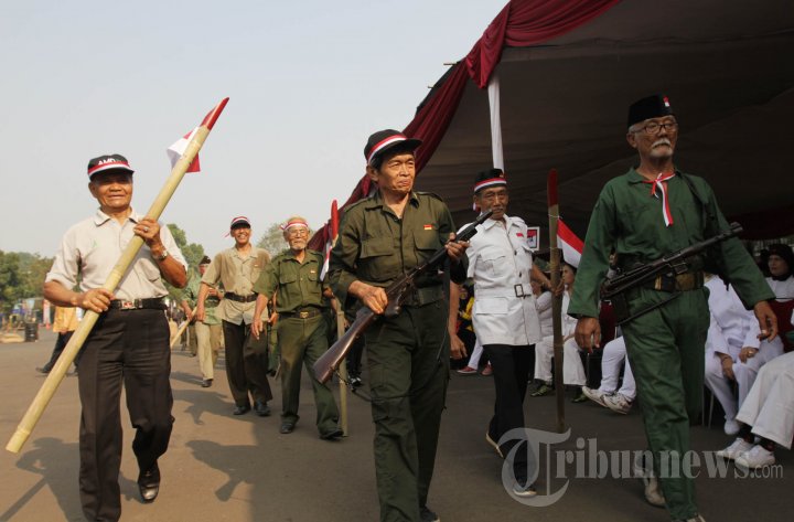 Kirab Hari Veteran Nasional
