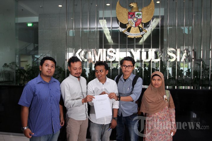 Koalisi Masyarakat Sipil Laporkan Hakim Sarpin Rizaldi ke KY