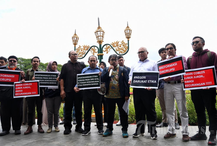 Koalisi Masyarakat Sipil Malang Raya Suarakan Demokrasi