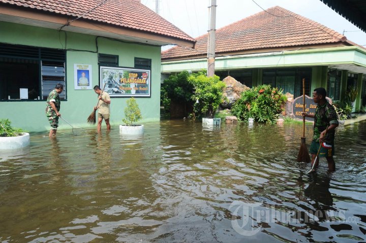 Kodim Surabaya Timur Tergenang Banjir