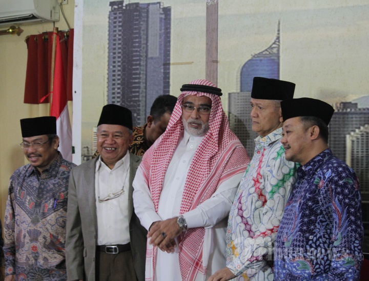 Konferensi Pers Duta Besar Arab Saudi