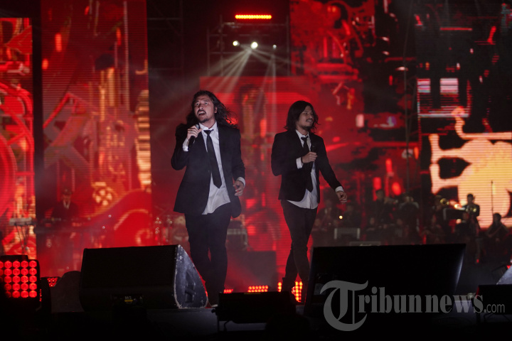 Konser 30 Tahun Dewa 19 di JIS