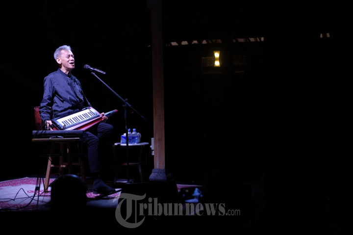 Konser Fariz RM di Pendopo The Temons Sleman Yogyakarta