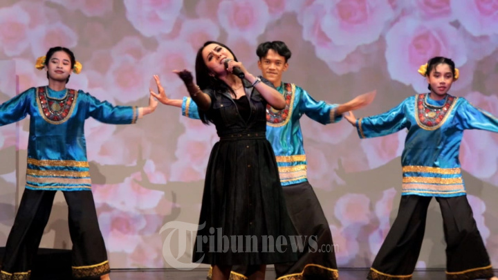 Konser Puisi Gurindam Kata Raga, Tontonan Tuntunan