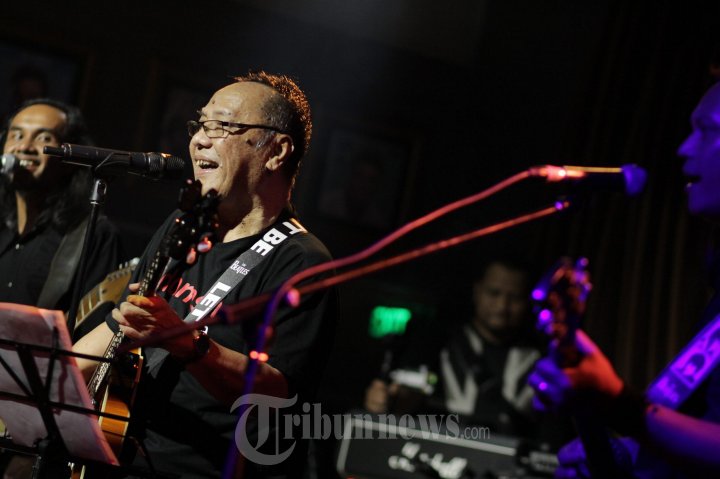 Konser Tribute To Koes Plus