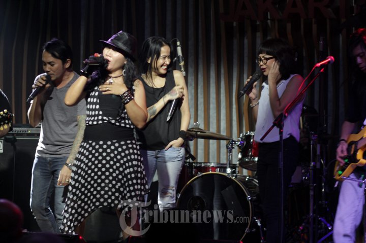 Konser Tribute To Koes Plus