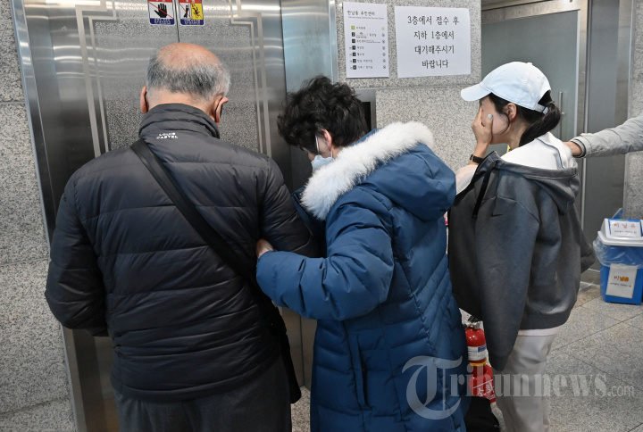Korban Terus Bertambah, Duka Tragedi Halloween di Itaewon