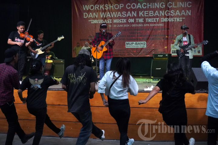 KPJ Bandung Gelar Workshop Inkubasi Musik On The Street Industri