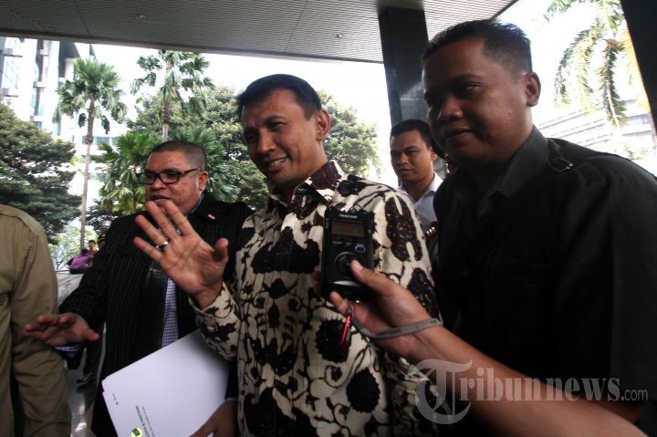 KPK Periksa Gubernur Sumut Gatot Pujo Nugroho