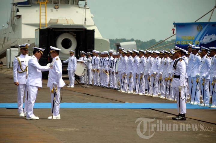 KRI Semarang 594 Diresmikan di Surabaya