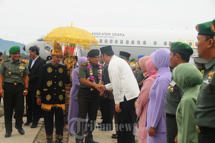 Kuliah Umum Jenderal TNI Gatot Nurmantyo kepada 1500 Mahasiswa A