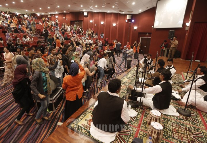 Lakhwinder Wadali Hibur Civitas Akademika UNM