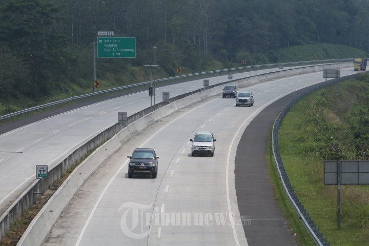 Larangan Mudik Tol Bakauheni - Terbanggi Besar Sepi Kendaraan