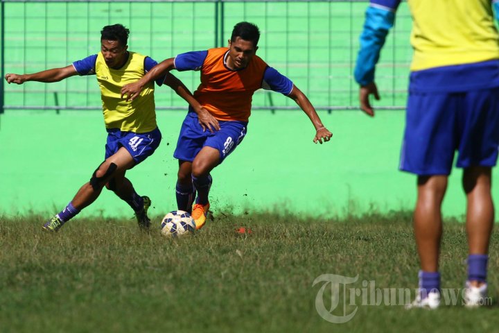 Latihan Arema Cronus