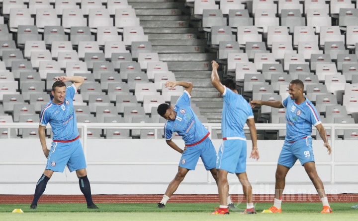 Latihan Arema Jelang Melawan Persija