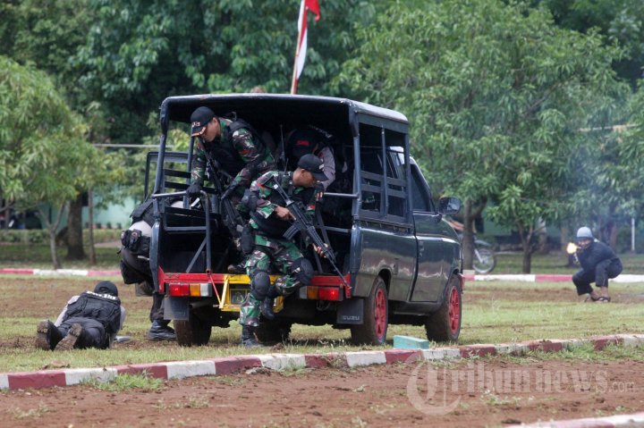 Latihan Gabungan Penanggulangan Teroris