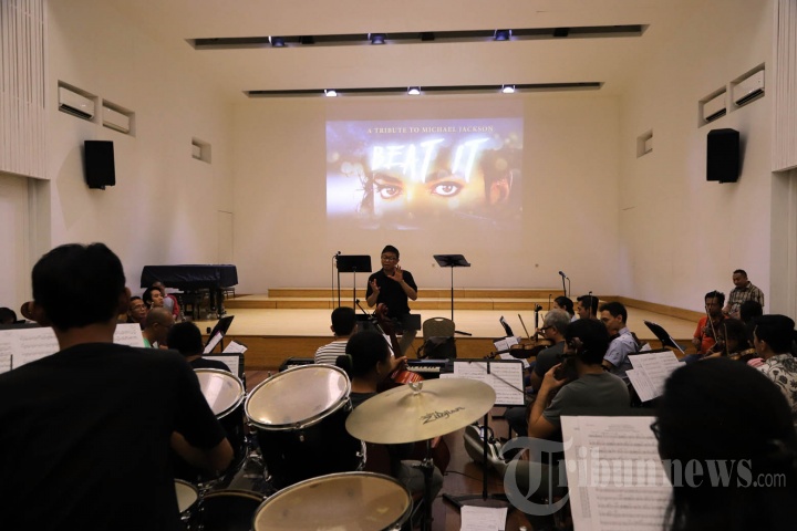 Latihan Jelang Konser Beat It