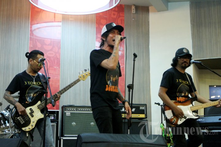 Launching Album 3 To Rock
