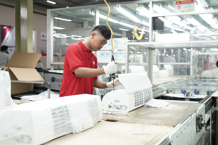 LG Buka Fasilitas Produksi AC MULTI V