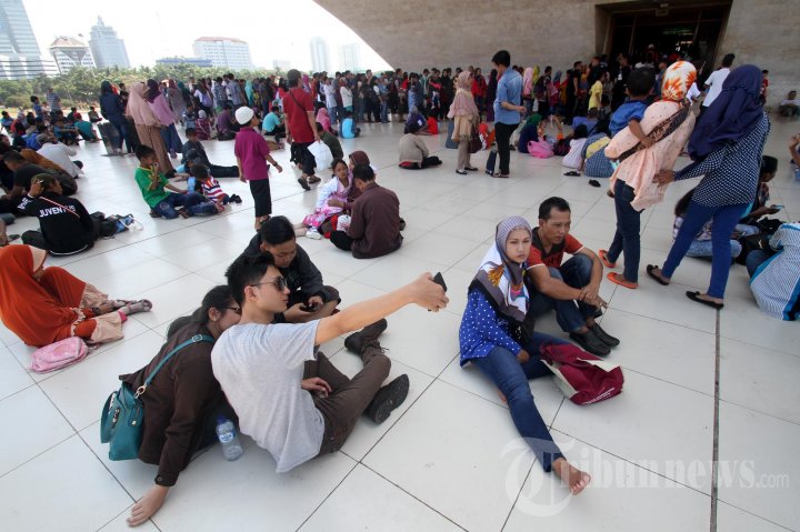 Libur Lebaran, Kawasan Monas Ramai Pengunjung