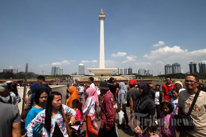 Libur Lebaran, Kawasan Monas Ramai Pengunjung