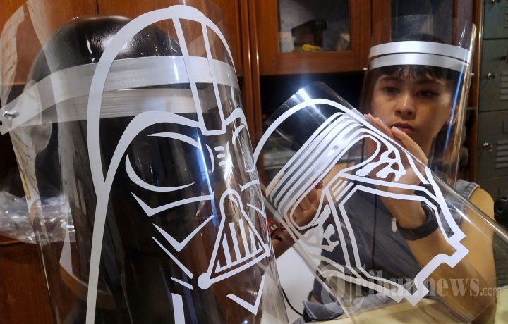 Lifeshield Produksi Pelindung Wajah Berkarakter Star Wars