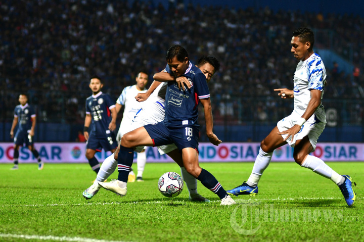Liga 1 2022 : Arema FC Kalahkan PSIS Semarang