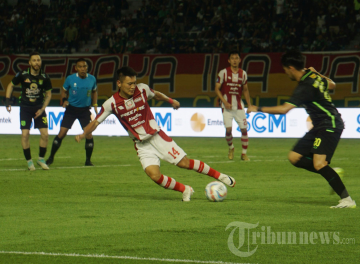 Liga 1 : Persebaya Ditahan Imbang Persis Solo 1-1