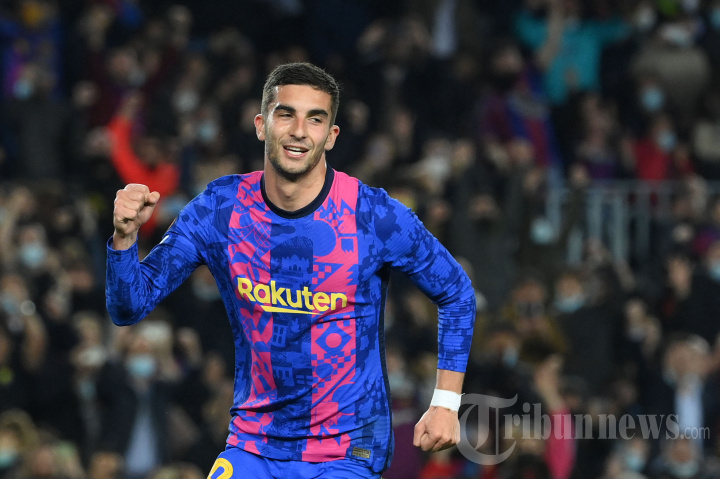 Liga Europa: Barcelona Ditahan Imbang Napoli 1-1