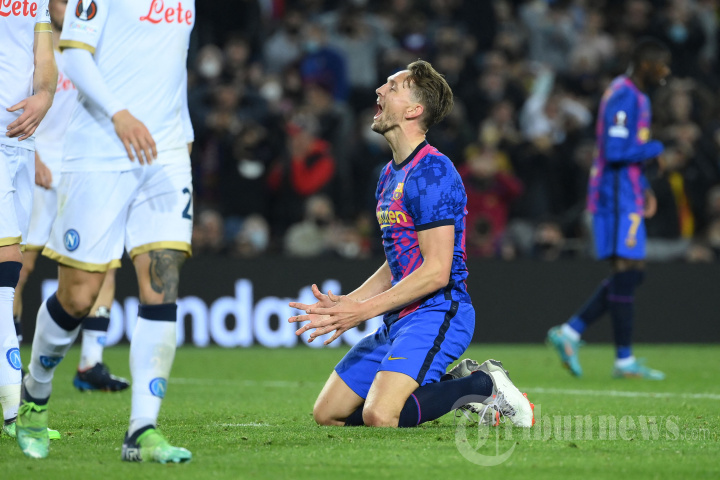 Liga Europa: Barcelona Ditahan Imbang Napoli 1-1