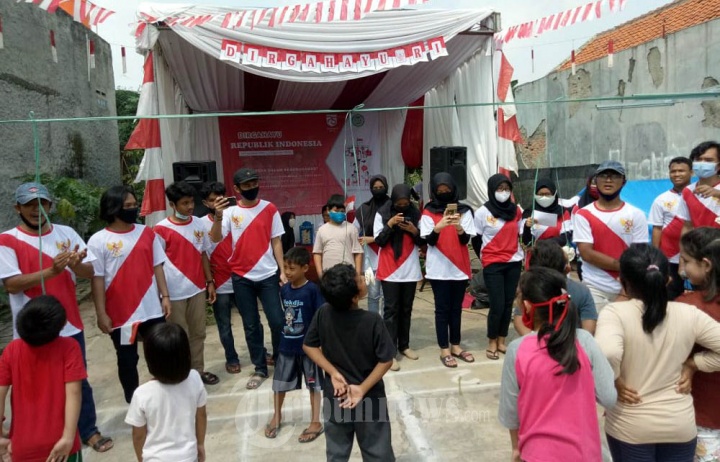 Lomba Makan Krupuk Sambut HUT RI ke-75 Warga Bulak Wareng