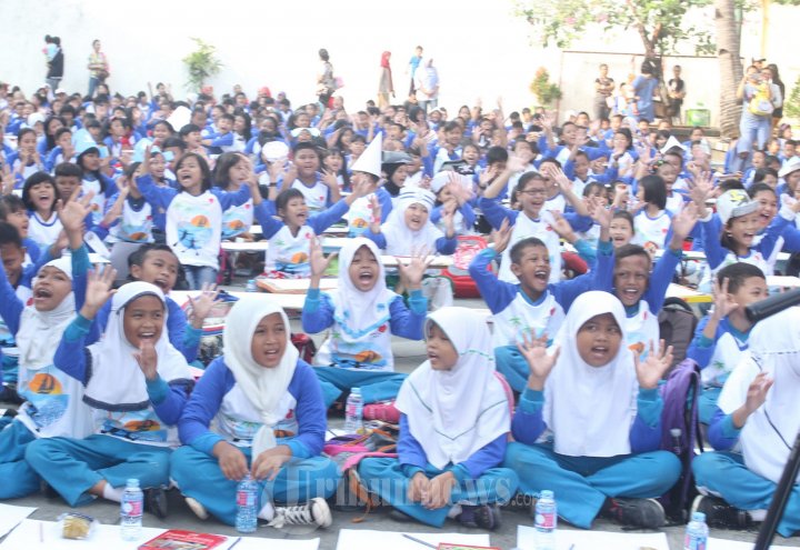 Lomba Menggambar Peringati Hari Anak 2016