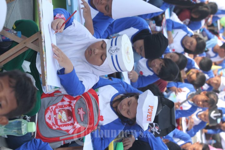 Lomba Menggambar Peringati Hari Anak 2016