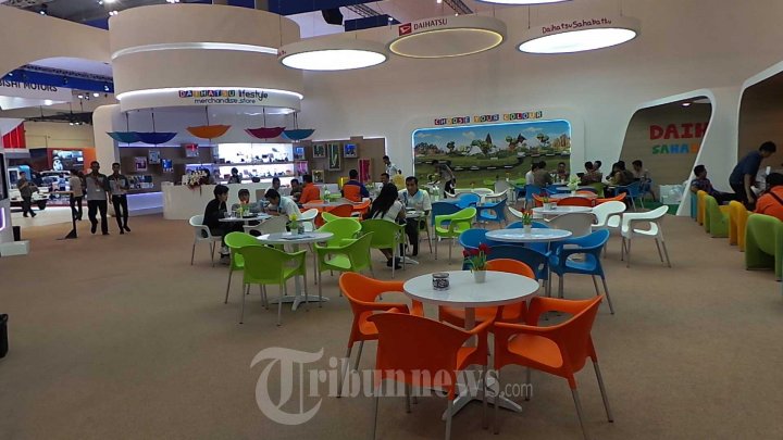 Lounge Stand Daihatsu di GIIAS 2015