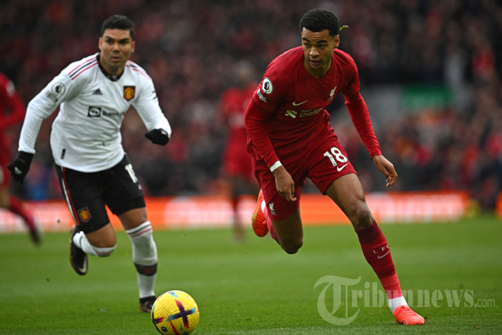 Lumat MU, Liverpool Pesta Gol di Anfield