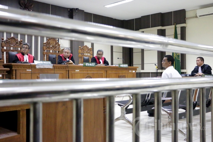 M Tamzil Jalani Sidang Pengadilan Tipikor Semarang