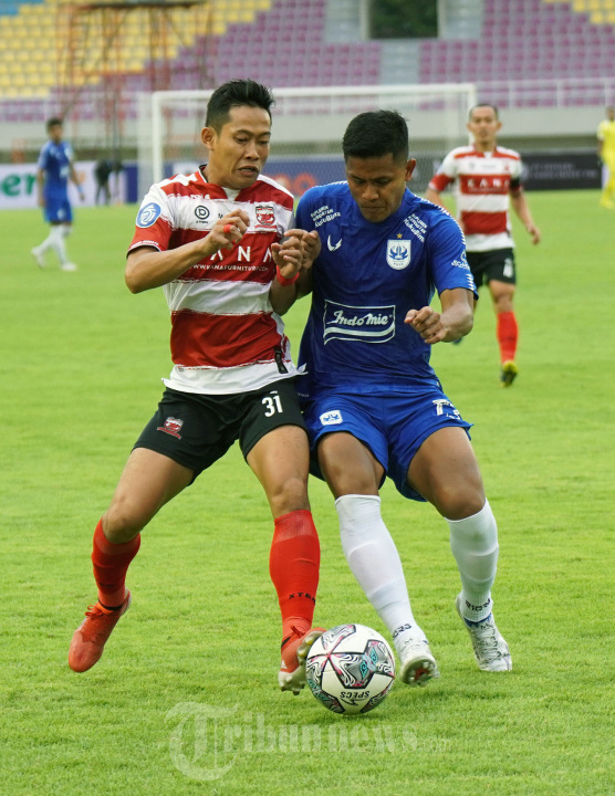 Madura United vs PSIS Semarang