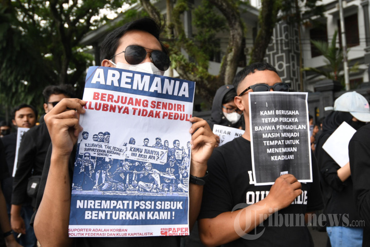 Mahasiswa Malang Demo Soroti Sidang Tragedi Kanjuruhan