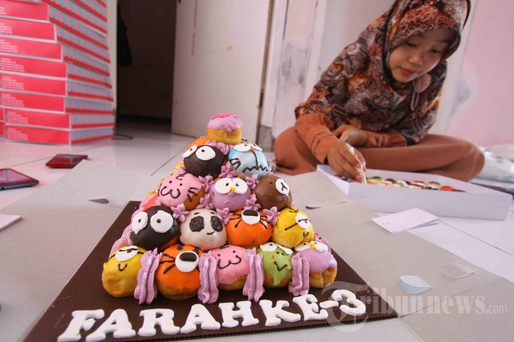 Makanan Kreatif Donat Karakter