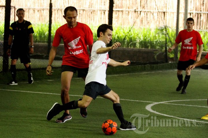 Marc Marquez dan Pedrosa Bermain Futsal di Jakarta