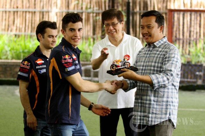 Marc Marquez dan Pedrosa Bermain Futsal di Jakarta