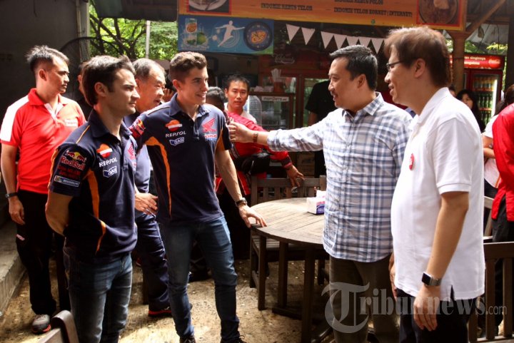 Marc Marquez dan Pedrosa Bermain Futsal di Jakarta