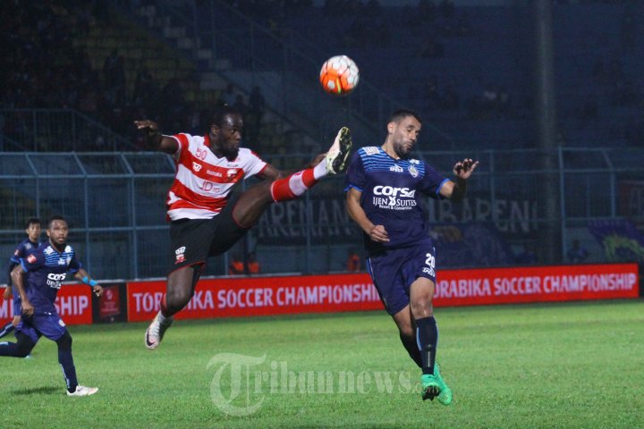 Marcio Teruel Halangi Bola Erick Weeks