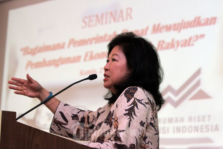 Marie Elka Pangestu Menjadi Pembicara Seminar